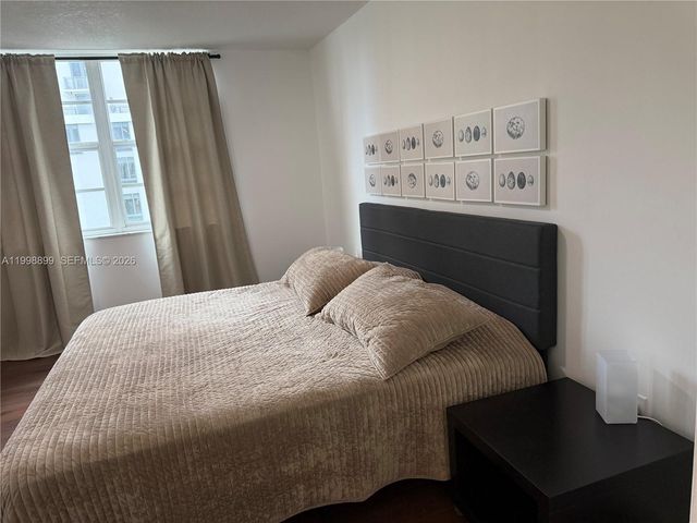 19555 E Country Club Dr 8602, Aventura, FL 33180