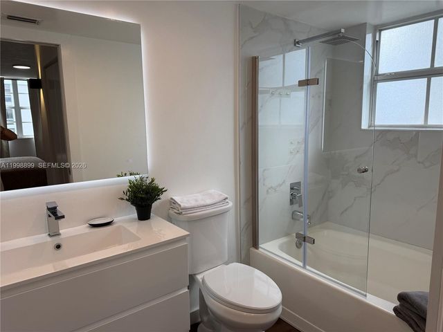 19555 E Country Club Dr 8602, Aventura, FL 33180