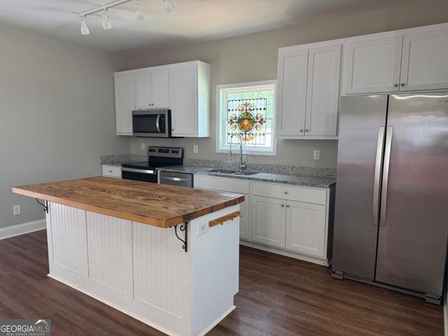 618 Liberty Overloo, Gainesville, GA 30501