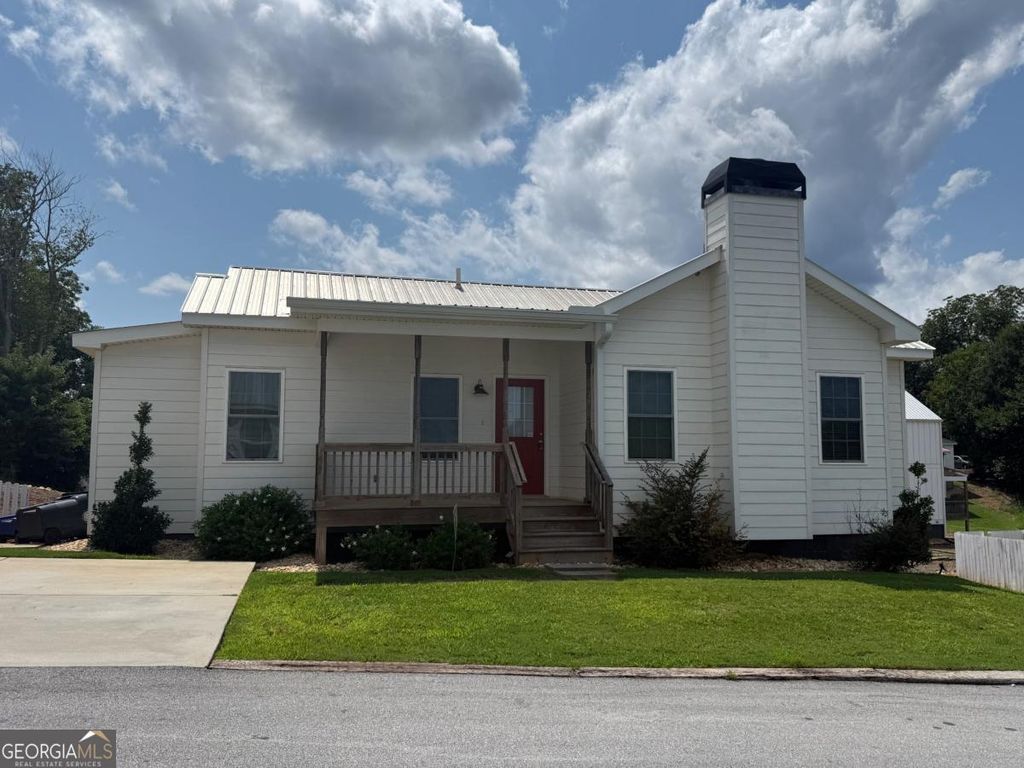 618 Liberty Overloo, Gainesville, GA 30501