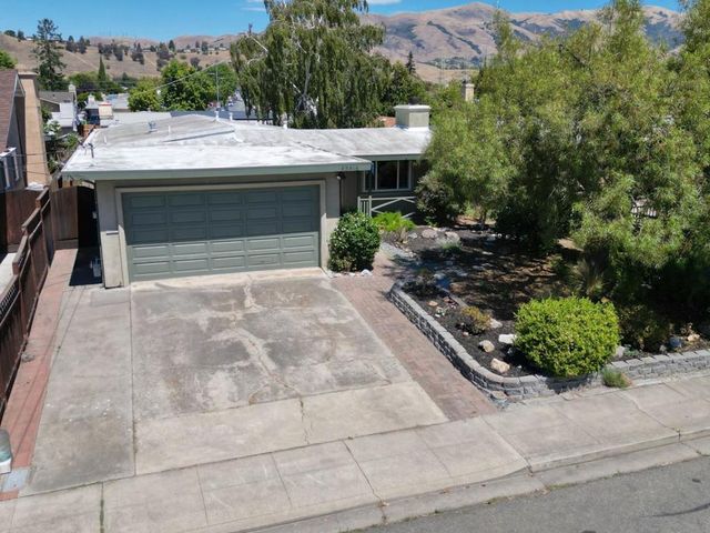 43416 Columbia Avenue, Fremont, CA 94538
