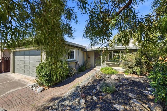 43416 Columbia Avenue, Fremont, CA 94538