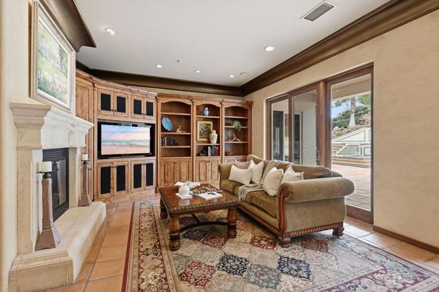 3244 Olivenhain Farms Rd., Encinitas, CA 92024