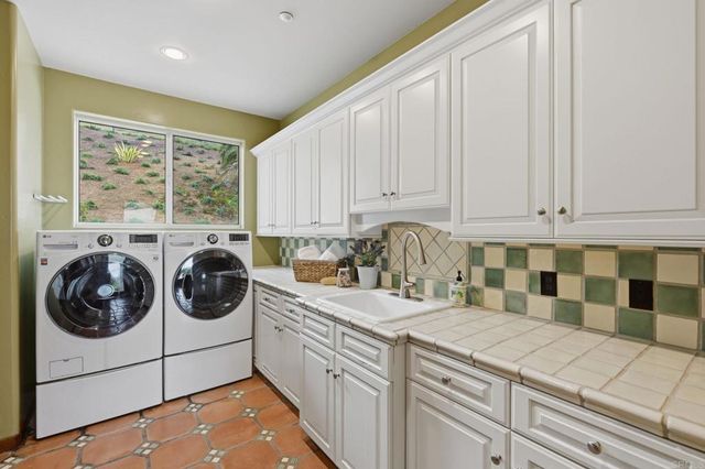 3244 Olivenhain Farms Rd., Encinitas, CA 92024