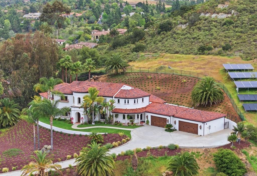 3244 Olivenhain Farms Rd., Encinitas, CA 92024