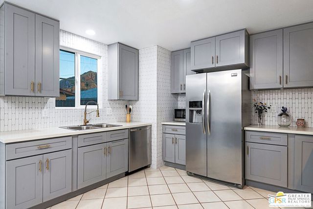 52140 Avenida Herrera, La Quinta, CA 92253