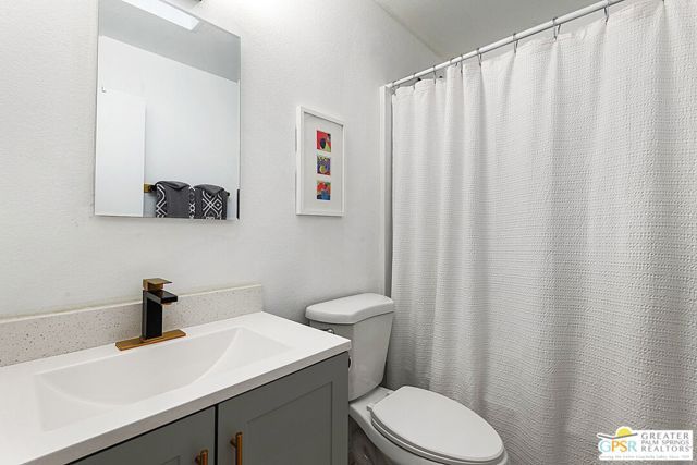 52140 Avenida Herrera, La Quinta, CA 92253