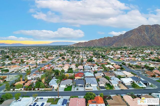 52140 Avenida Herrera, La Quinta, CA 92253