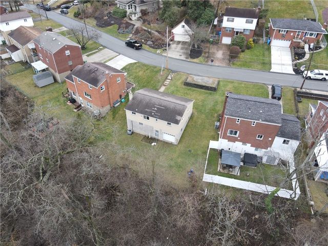 977 Vallevista St, Castle Shannon, PA 15234