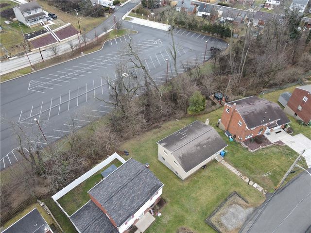 977 Vallevista St, Castle Shannon, PA 15234