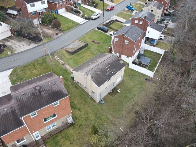 977 Vallevista St, Castle Shannon, PA 15234