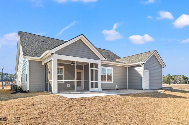 164 Peru Farm Dr., Georgetown, SC 29440