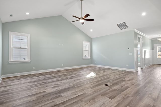 164 Peru Farm Dr., Georgetown, SC 29440