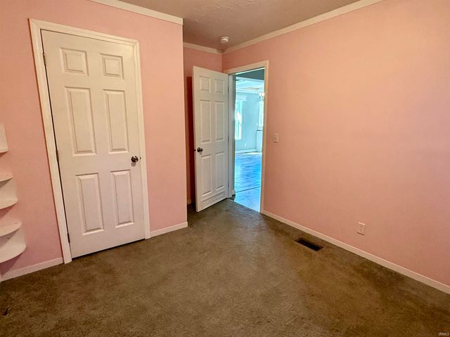 957 S Ridgecrest Lane, Paoli, IN 47454