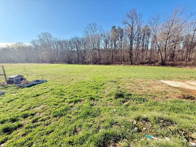 957 S Ridgecrest Lane, Paoli, IN 47454
