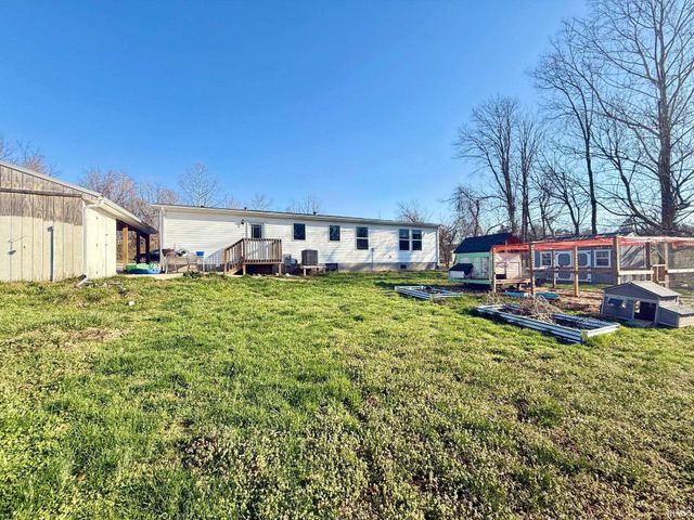 957 S Ridgecrest Lane, Paoli, IN 47454