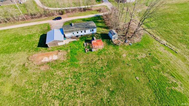 957 S Ridgecrest Lane, Paoli, IN 47454