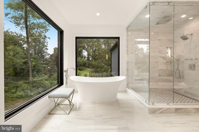 1216 EARNESTINE ST, Mclean, VA 22101