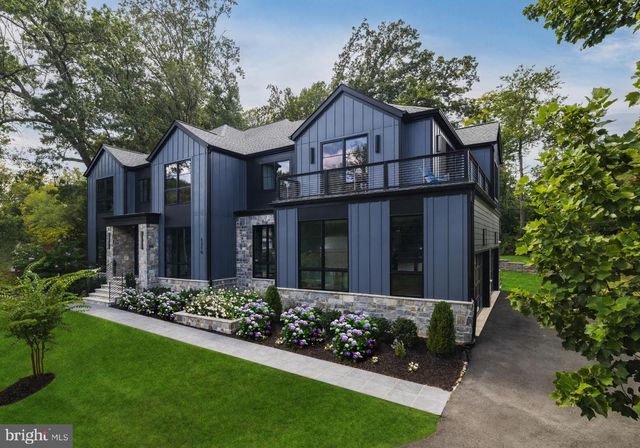 1216 EARNESTINE ST, Mclean, VA 22101