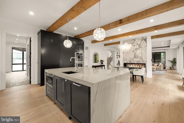 1216 EARNESTINE ST, Mclean, VA 22101