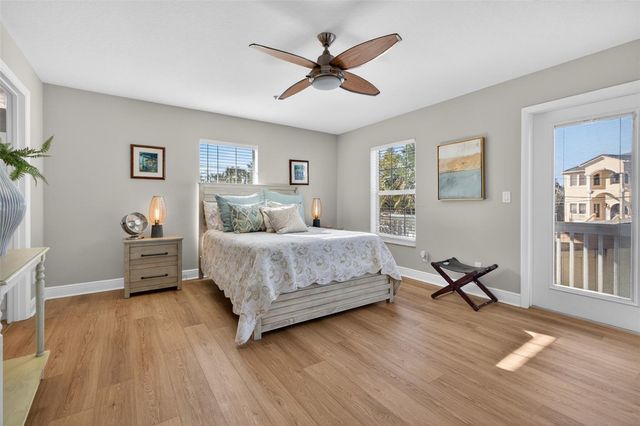 1902 ARROWHEAD DRIVE NE, St Petersburg, FL 33703