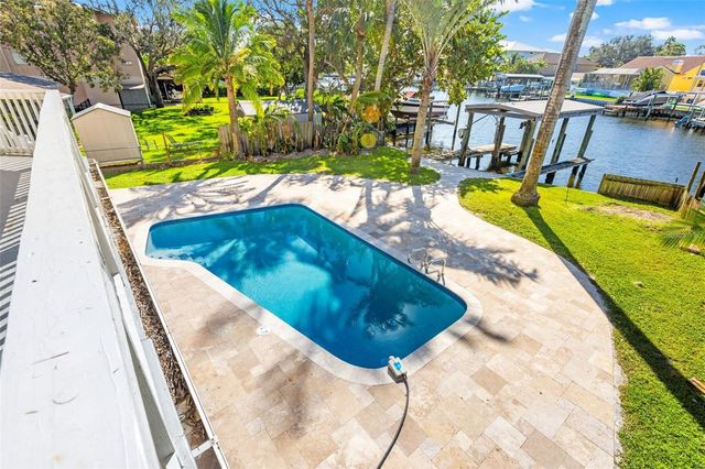 1902 ARROWHEAD DRIVE NE, St Petersburg, FL 33703