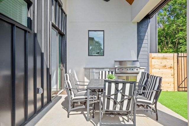 1006 Winsted LN A, Austin, TX 78703
