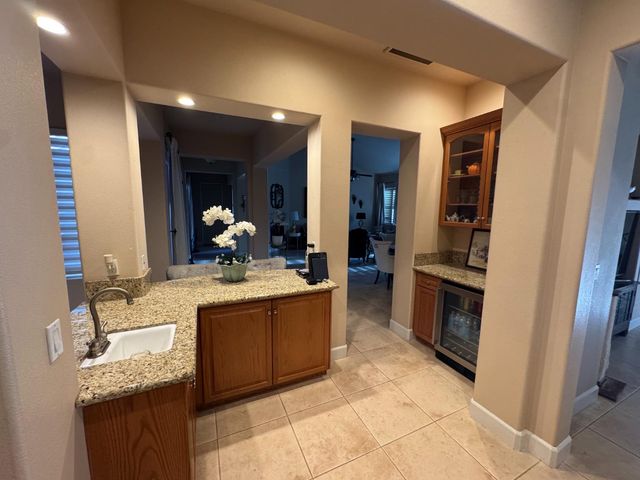 1461 N Harvard Avenue, Clovis, CA 93619