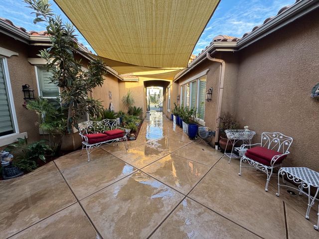 1461 N Harvard Avenue, Clovis, CA 93619