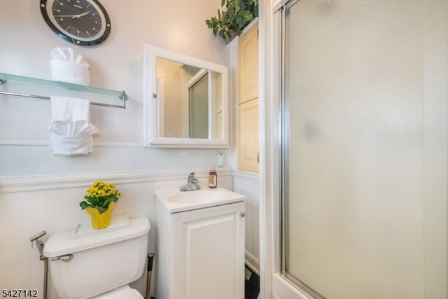 900 Sioux Ave, Parsippany-troy Hills Twp., NJ 07034