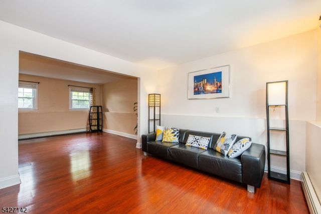 900 Sioux Ave, Parsippany-troy Hills Twp., NJ 07034