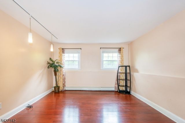 900 Sioux Ave, Parsippany-troy Hills Twp., NJ 07034
