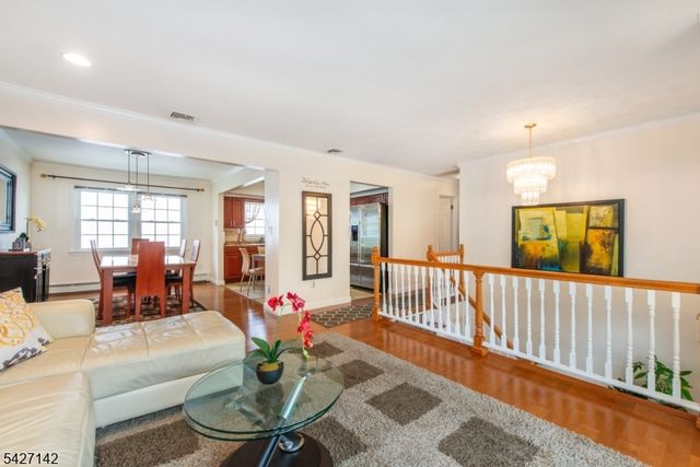 900 Sioux Ave, Parsippany-troy Hills Twp., NJ 07034