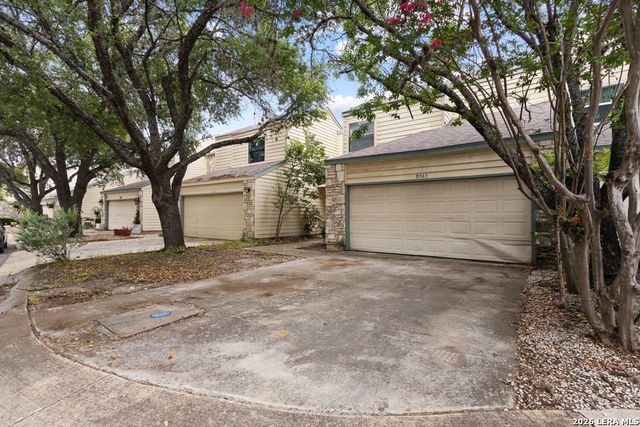 8565 Echo Creek Lane, San Antonio, TX 78240