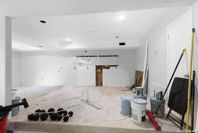 8565 Echo Creek Lane, San Antonio, TX 78240