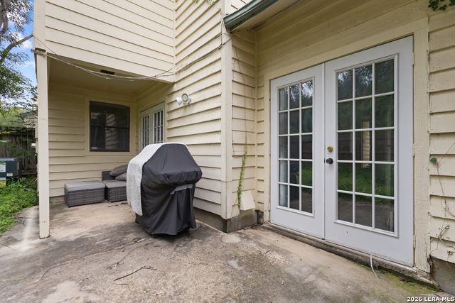 8565 Echo Creek Lane, San Antonio, TX 78240