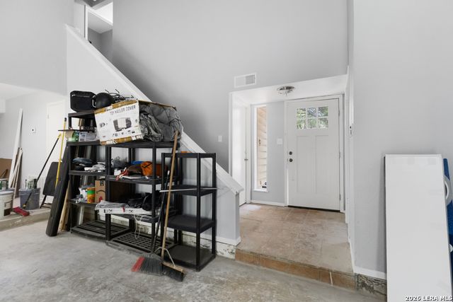 8565 Echo Creek Lane, San Antonio, TX 78240