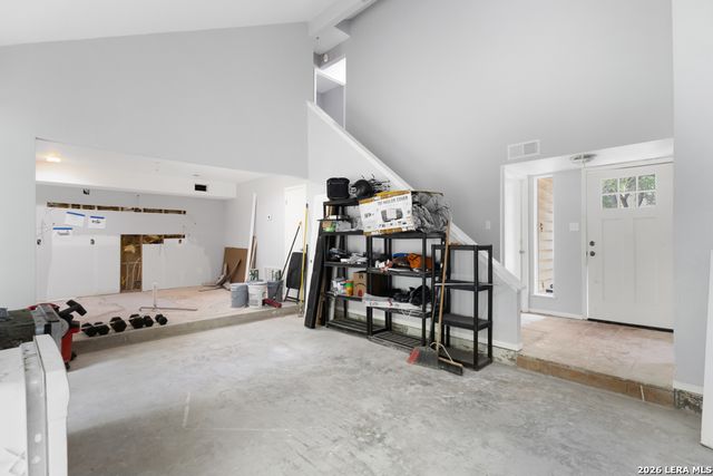 8565 Echo Creek Lane, San Antonio, TX 78240