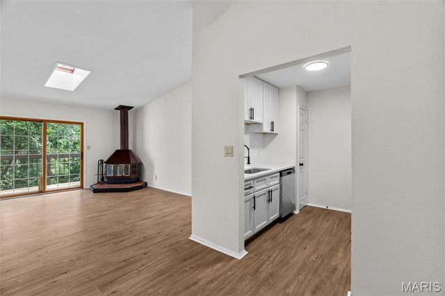 6808 Cottage Grove Lane I, St Louis, MO 63129