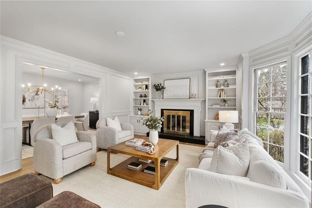 1036 Redfield Terrace, Dunwoody, GA 30338