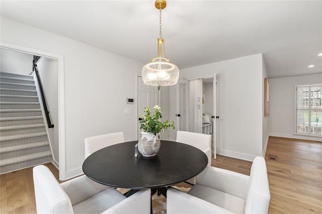 1036 Redfield Terrace, Dunwoody, GA 30338