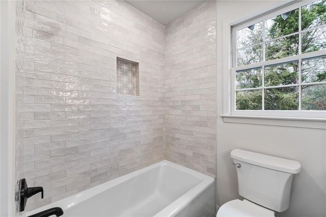 1036 Redfield Terrace, Dunwoody, GA 30338