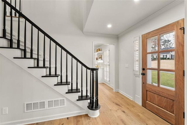 1036 Redfield Terrace, Dunwoody, GA 30338