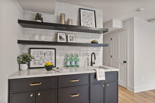 1036 Redfield Terrace, Dunwoody, GA 30338