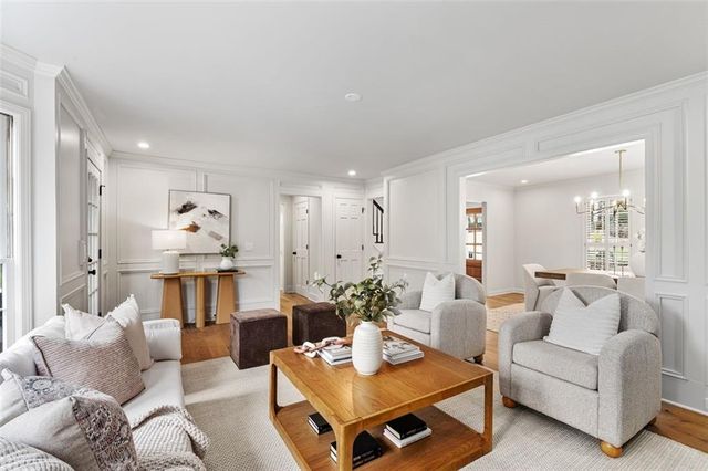 1036 Redfield Terrace, Dunwoody, GA 30338