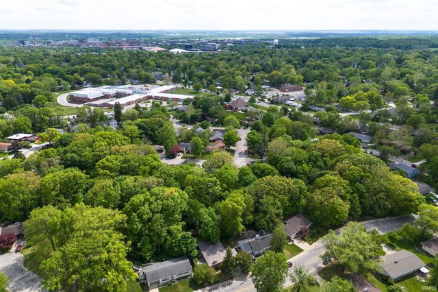1982 Indian Trail Drive, West Lafayette, IN 47906