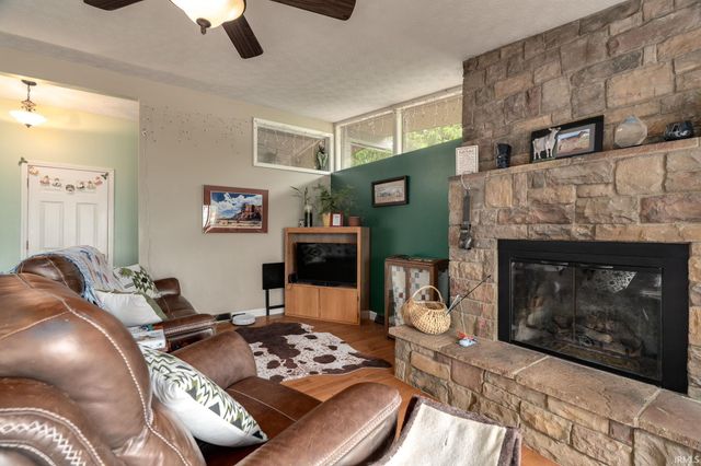 1982 Indian Trail Drive, West Lafayette, IN 47906