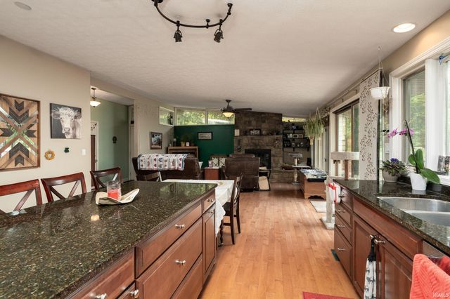1982 Indian Trail Drive, West Lafayette, IN 47906