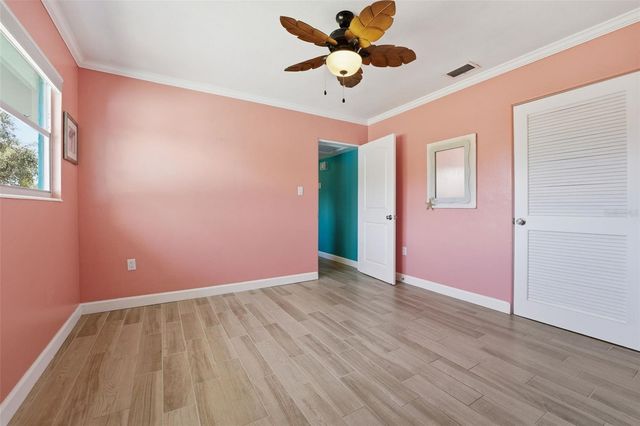 2400 PINE COURT, Nokomis, FL 34275