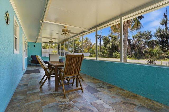 2400 PINE COURT, Nokomis, FL 34275